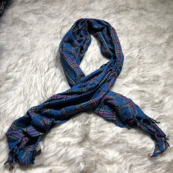 Maurices Blue Checkered Plaid Fringe Western Scarf - Picture 6 of 7